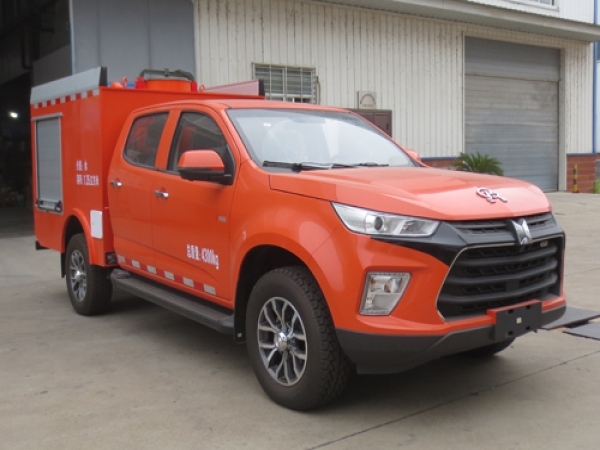 四驅(qū)慶鈴雙排皮卡遠(yuǎn)程供水車(chē)